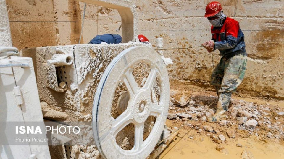 کارگران معدن سنگ ؛تراورتن کارگران معدن سنگ ؛تراورتن