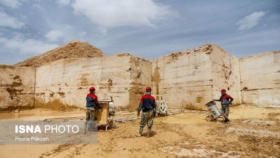 کارگران معدن سنگ ؛تراورتن کارگران معدن سنگ ؛تراورتن