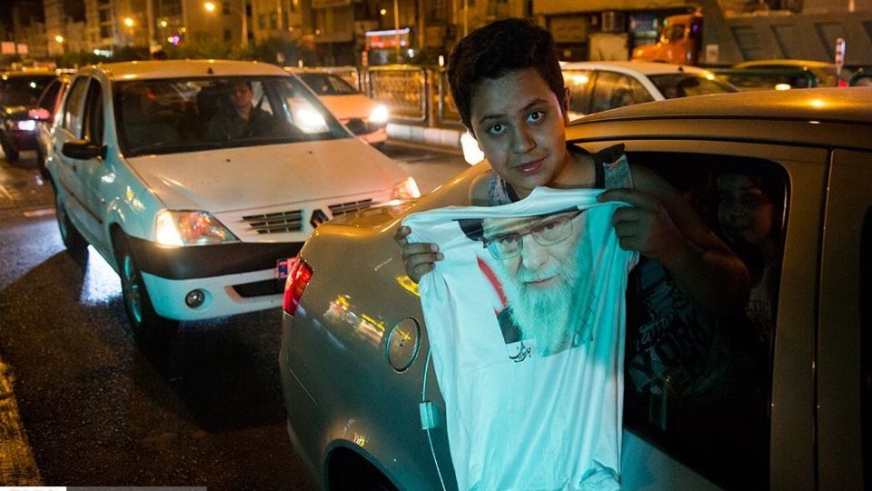 شادی مردم تهران پس از برد تیم ملی ایران مقابل مراکش