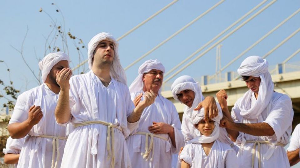 زندگی به سبک ۲ هزار سال پیش در کنار کارون + عکس زندگی به سبک ۲ هزار سال پیش در کنار کارون + عکس