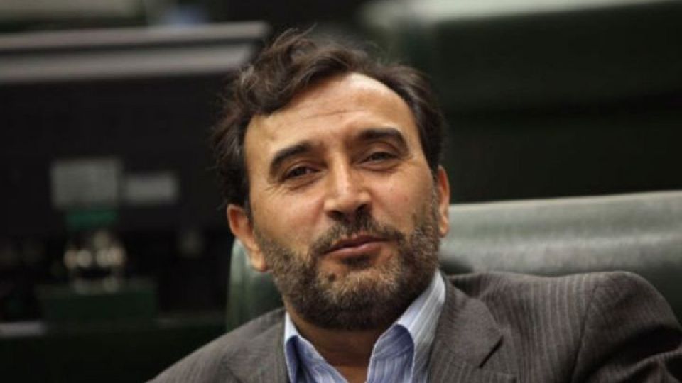 دهقان: مفسدان اعدام شوند امید مردم افزایش مییابد/ اطرافیان برخی از مفسدان بر امور کشور حاکم شدهاند دهقان: مفسدان اعدام شوند امید مردم افزایش مییابد/ اطرافیان برخی از مفسدان بر امور کشور حاکم شدهاند