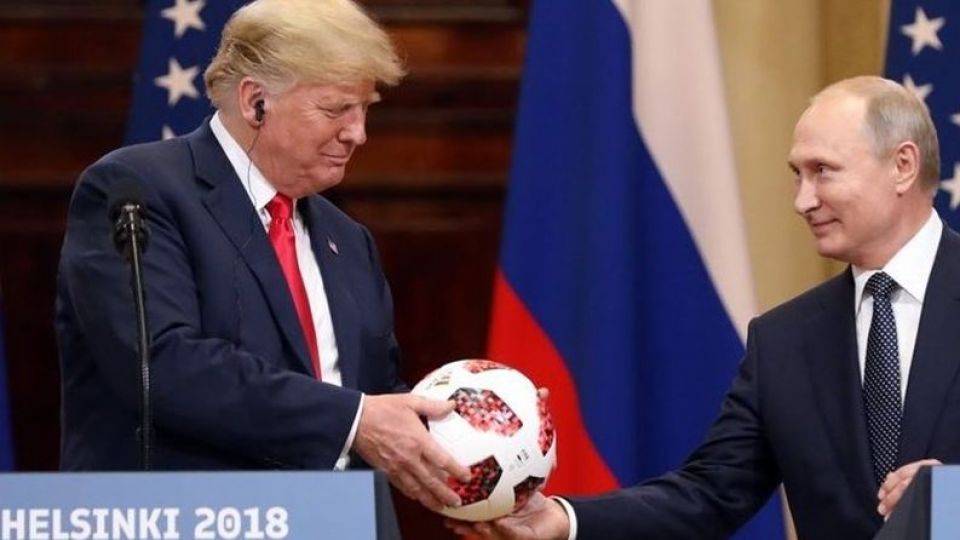 آیا توپ اهدایی پوتین به ترامپ وسیله جاسوسی است؟ آیا توپ اهدایی پوتین به ترامپ وسیله جاسوسی است؟