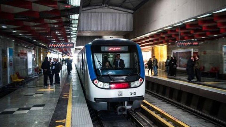 یکسانسازی بلیت قطار حومهای و مترو یکسانسازی بلیت قطار حومهای و مترو