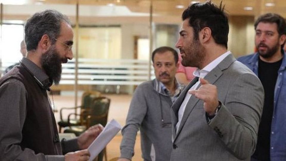 بالاترین دستمزد به گلزار چگونه پرداخت میشود: مسابقه کتابخوانی یا بختآزمایی آنلاین؟ بالاترین دستمزد به گلزار چگونه پرداخت میشود: مسابقه کتابخوانی یا بختآزمایی آنلاین؟