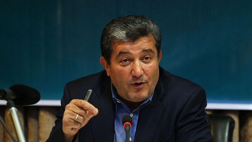 رئیس فراکسیون مبارزه با مفاسد اقتصادی: ۵ خانواده بازار خودرو کشور را مدیریت میکنند رئیس فراکسیون مبارزه با مفاسد اقتصادی: ۵ خانواده بازار خودرو کشور را مدیریت میکنند