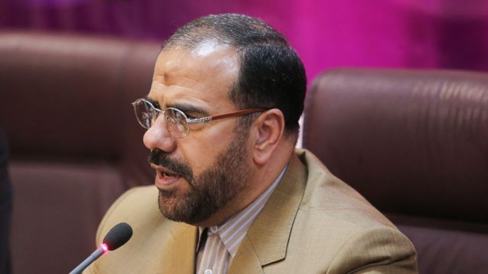 معاون پارلمانی روحانی: اینکه در مدت کوتاهی پنچ سوال از رئیس جمهور مطرح شود جای تامل دارد معاون پارلمانی روحانی: اینکه در مدت کوتاهی پنچ سوال از رئیس جمهور مطرح شود جای تامل دارد