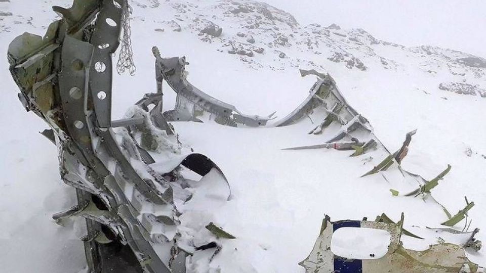 سرپرست دادسرای امور جنایی تهران؛ در سقوط هواپیمای تهران - یاسوج، خلبان مقصر نیست سرپرست دادسرای امور جنایی تهران؛ در سقوط هواپیمای تهران - یاسوج، خلبان مقصر نیست