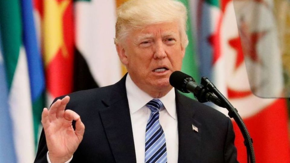 توییت جدید ترامپ؛ پیشنهاد دوباره ملاقات به بهانه مشکلات اقتصادی ایران توییت جدید ترامپ؛ پیشنهاد دوباره ملاقات به بهانه مشکلات اقتصادی ایران