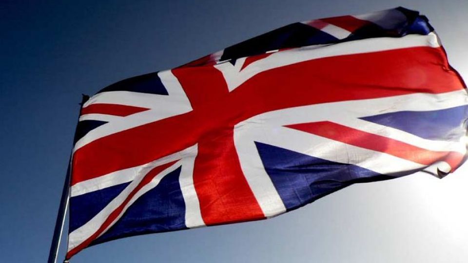 انگلیس نیرنگ باز انگلیس نیرنگ باز