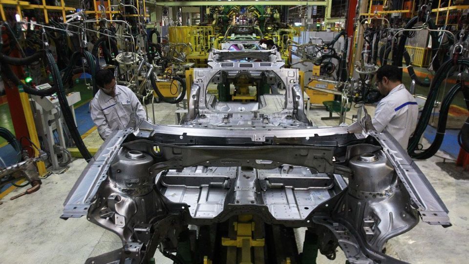 توقف تولید چند سواری خودرو توقف تولید چند سواری خودرو