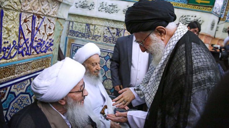 روایتی از دیدار «رهبر انقلاب» با «آیتالله وحید خراسانی» روایتی از دیدار «رهبر انقلاب» با «آیتالله وحید خراسانی»