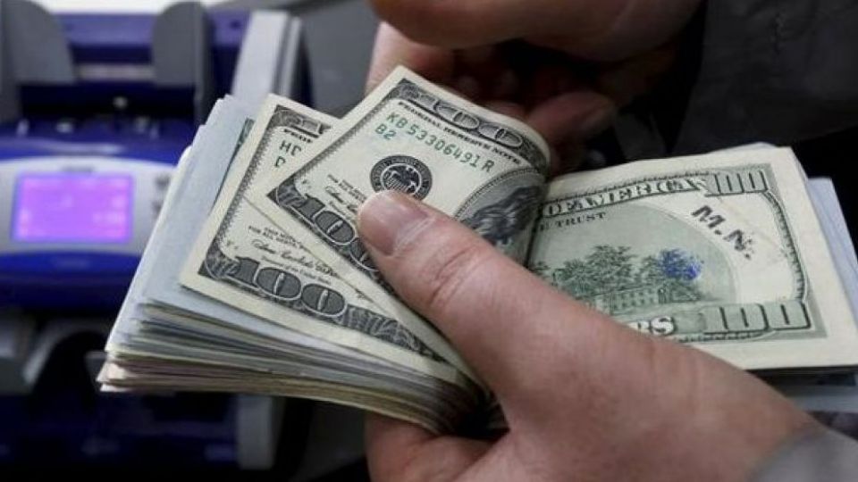 خجسته: عدهای خاص نبض ارزی کشور را مدیریت میکنند خجسته: عدهای خاص نبض ارزی کشور را مدیریت میکنند