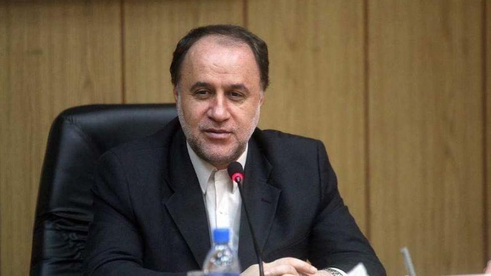 حاجیبابايی: پس از ۱۶ ماه هنوز حقوقهای نجومی آزاد است حاجیبابايی: پس از ۱۶ ماه هنوز حقوقهای نجومی آزاد است