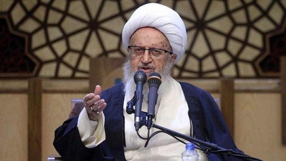 بيانيه آيتالله مكارم شيرازى پيرامون گردهمايى مدرسه فيضيه بيانيه آيتالله مكارم شيرازى پيرامون گردهمايى مدرسه فيضيه