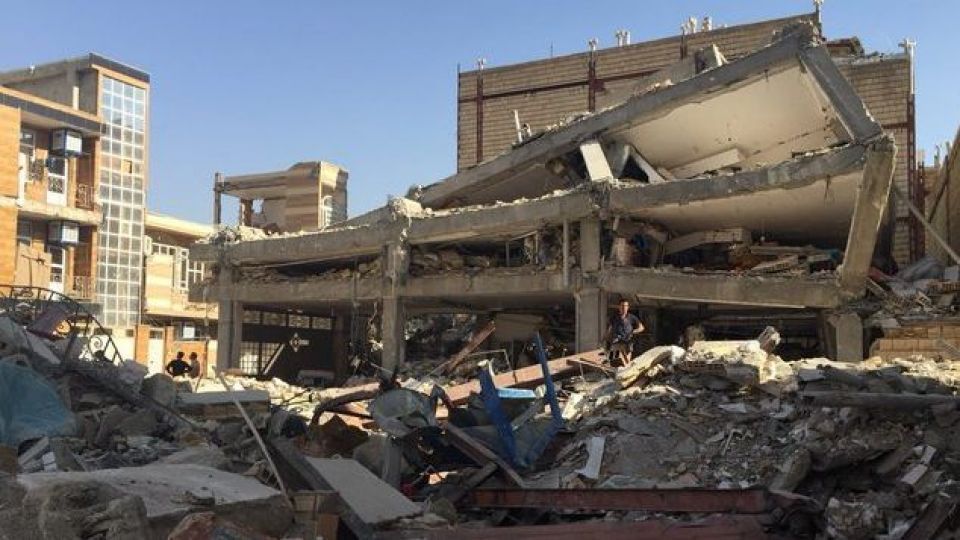 سرنوشت نامعلوم کمک ۲۰۰ میلیون دلاری به مناطق زلزلهزده/ پول زلزلهزدگان در حساب چه کسانی رفته است؟ سرنوشت نامعلوم کمک ۲۰۰ میلیون دلاری به مناطق زلزلهزده/ پول زلزلهزدگان در حساب چه کسانی رفته است؟