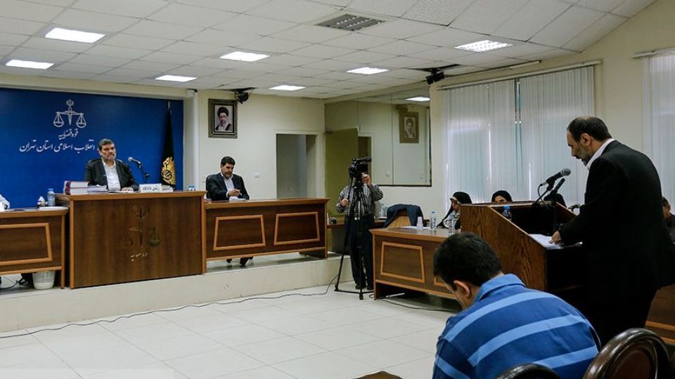 اتهامات حمید باقری درمنی؛ افساد فی الارض از طریق کلاهبرداری از نفت جی، بیمه ایران، بانک ملی و بانک گردشگری اتهامات حمید باقری درمنی؛ افساد فی الارض از طریق کلاهبرداری از نفت جی، بیمه ایران، بانک ملی و بانک گردشگری