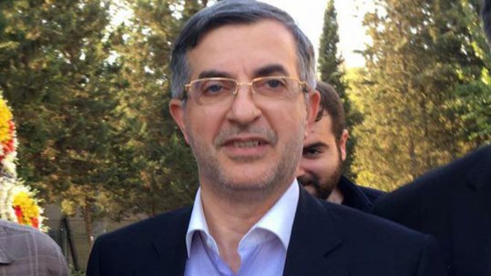 مشایی در دادگاه حاضر شد/ برگزاری اولین جلسه علنی رسیدگی به پرونده رئیس دفتر رئیس جمهور سابق مشایی در دادگاه حاضر شد/ برگزاری اولین جلسه علنی رسیدگی به پرونده رئیس دفتر رئیس جمهور سابق