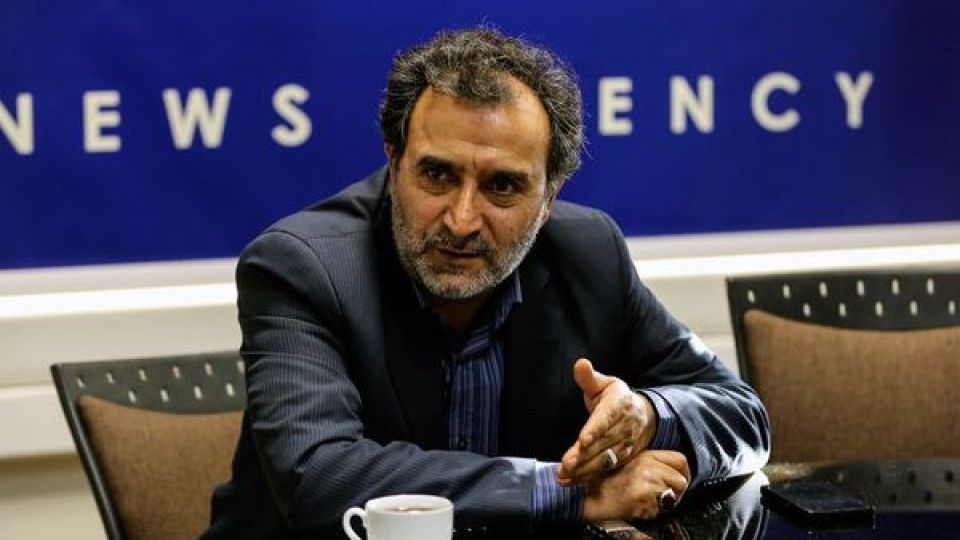 دهقان: کمیته ۷ نفره موارد نقض قانون رئیسجمهور را تدوین کردند دهقان: کمیته ۷ نفره موارد نقض قانون رئیسجمهور را تدوین کردند