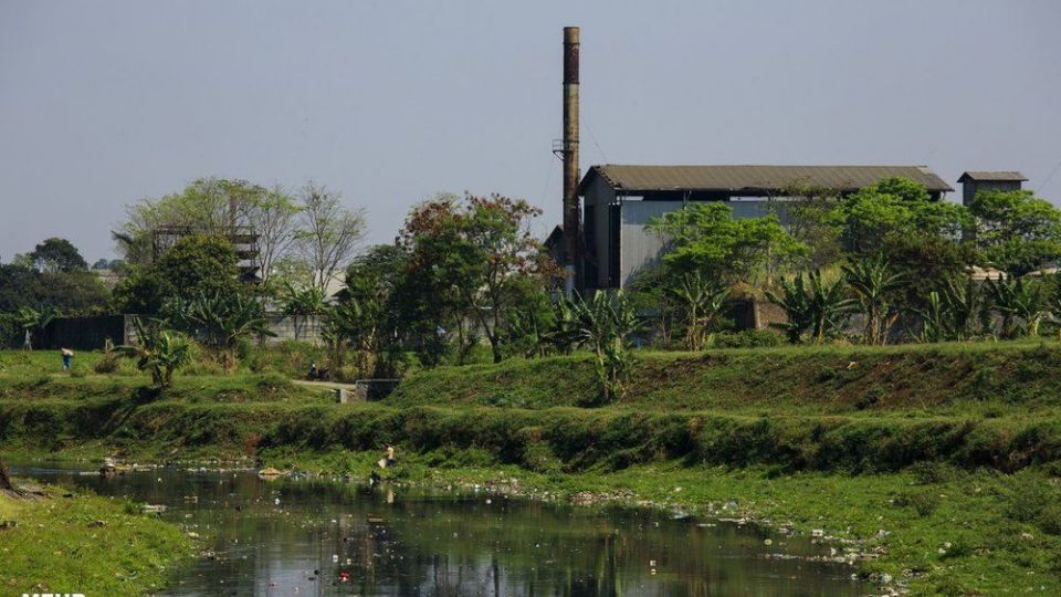 زندگی در کنار کثیف ترین رودخانه جهان‎