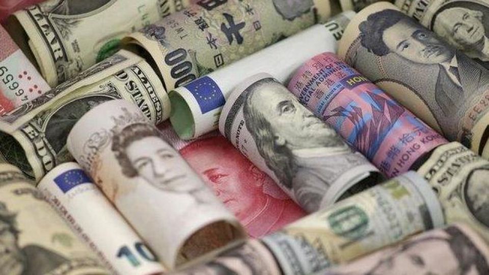  اما و اگر‌های بازار ثانویه ارز/ کدام نرخ دلار واقعی است؟ 