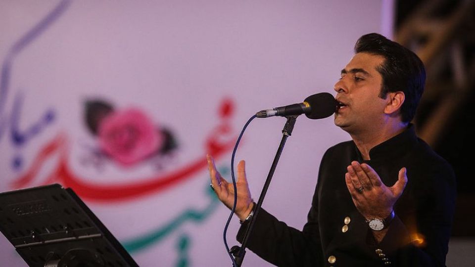 اولین کنسرت خیابانی با اجرای محمد معتمدی برگزار شد اولین کنسرت خیابانی با اجرای محمد معتمدی برگزار شد