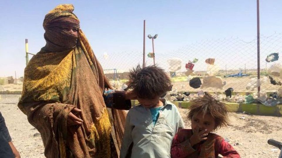 مردم سیستان تشنهاند و گرسنه/ مناطق مرزی در حال تخلیه شدن/ وضعیت سخت زندگی مردم منطقه مردم سیستان تشنهاند و گرسنه/ مناطق مرزی در حال تخلیه شدن/ وضعیت سخت زندگی مردم منطقه