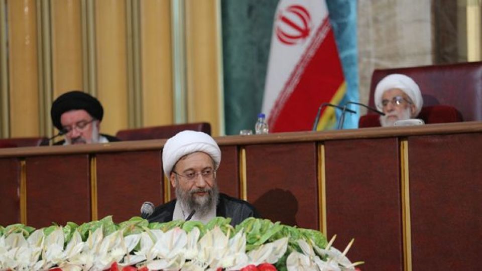 آیتالله آملی لاریجانی: در برخورد با برخی قضات و کارکنان متخلف قوه قضائیه مماشات نکردهایم/ خط قرمزهای توهمی را در برخورد با مفاسد قبول نداریم آیتالله آملی لاریجانی: در برخورد با برخی قضات و کارکنان متخلف قوه قضائیه مماشات نکردهایم/ خط قرمزهای توهمی را در برخورد با مفاسد قبول نداریم