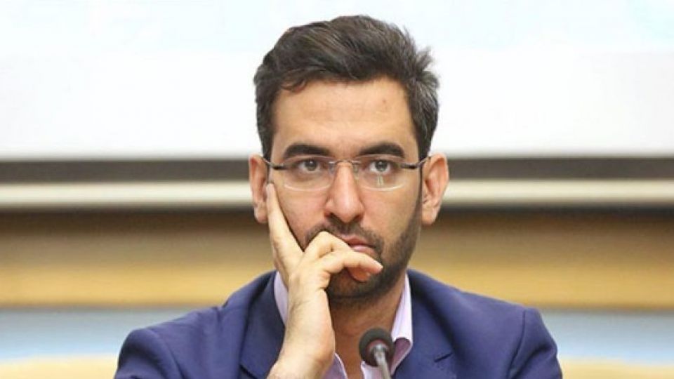 توضیح وزیر ارتباطات درباره امضاهای طلایی توضیح وزیر ارتباطات درباره امضاهای طلایی