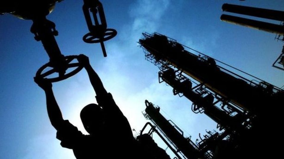 زیر میزی عربستان برای افزایش سقف تولید در بازار نفت زیر میزی عربستان برای افزایش سقف تولید در بازار نفت