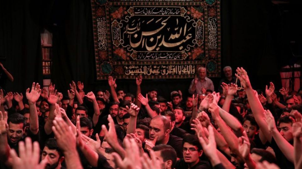 دانلود گلچین مداحیهای شب اول محرم ۹۷ دانلود گلچین مداحیهای شب اول محرم ۹۷