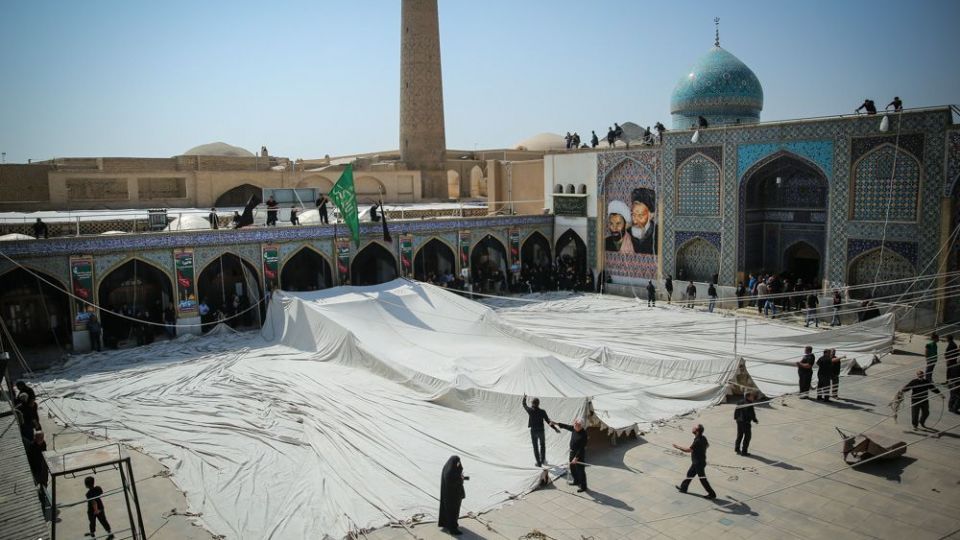 آیین برافراشتن خیمه ی حسینی در امام زاده هارونیه اصفهان