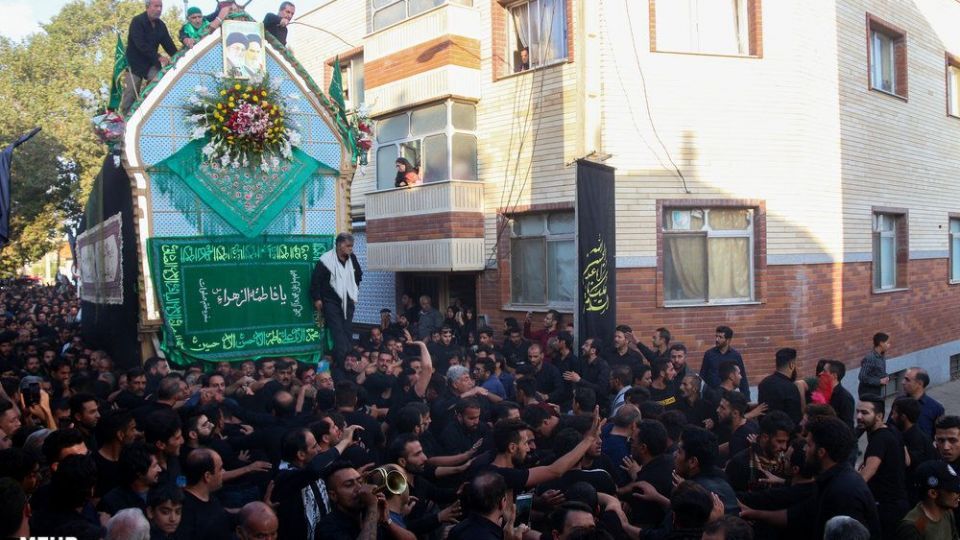 آیین سنتی نخل گردانی ۱۱محرم در شاهرود