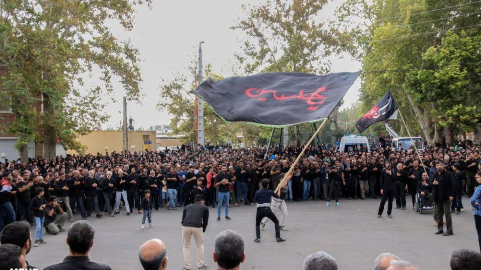 آیین سنتی نخل گردانی ۱۱محرم در شاهرود