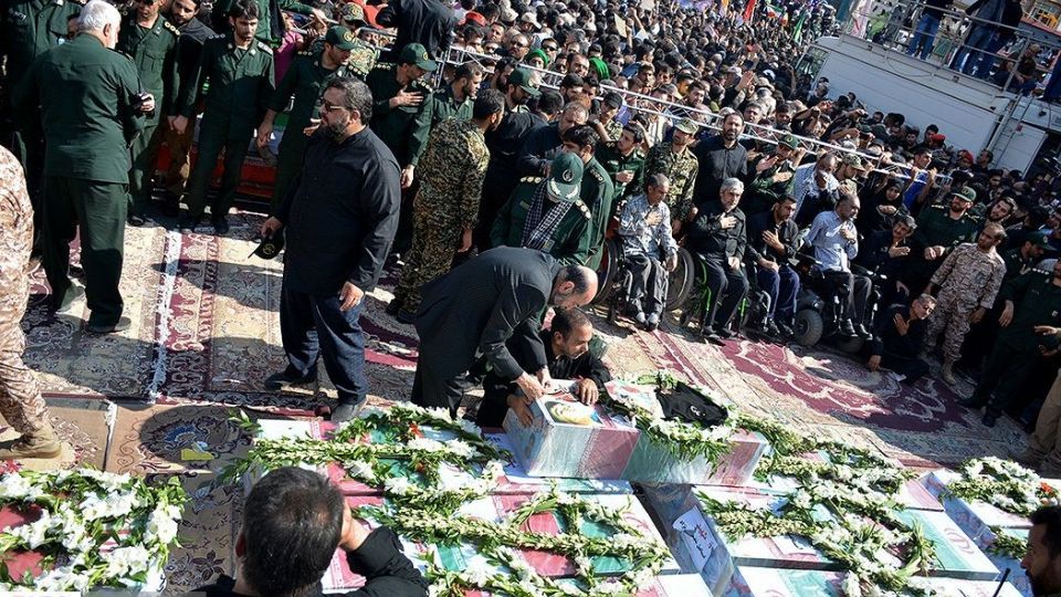 تصاویر تشییع شهدای حادثه تروریستی اهواز