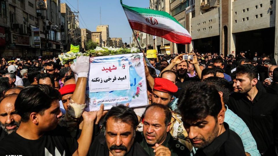 تصاویر تشییع شهدای حادثه تروریستی اهواز