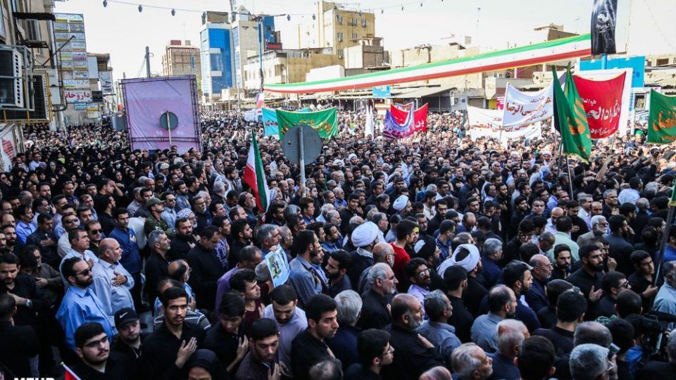 تصاویر تشییع شهدای حادثه تروریستی اهواز