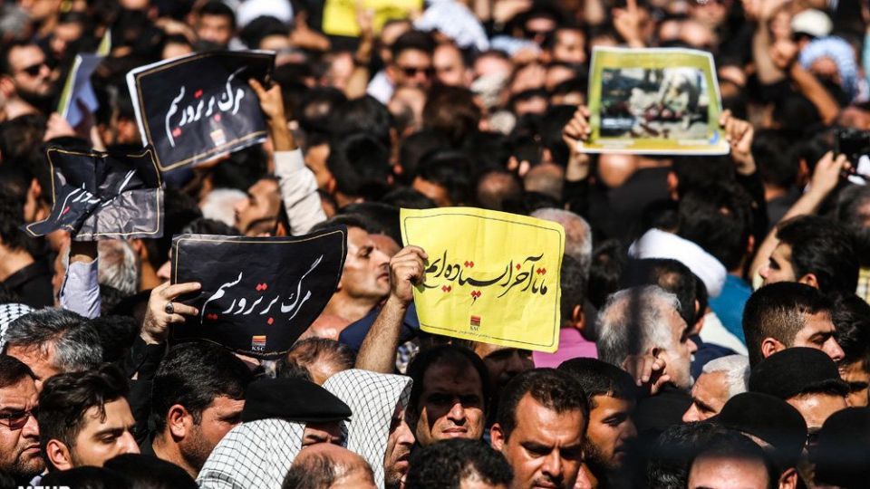 تصاویر تشییع شهدای حادثه تروریستی اهواز