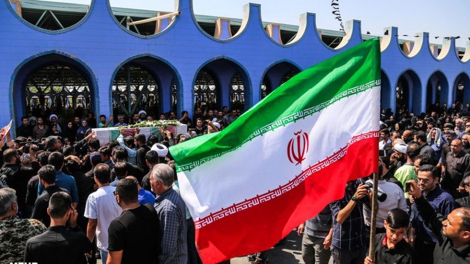 تصاویر تشییع شهدای حادثه تروریستی اهواز