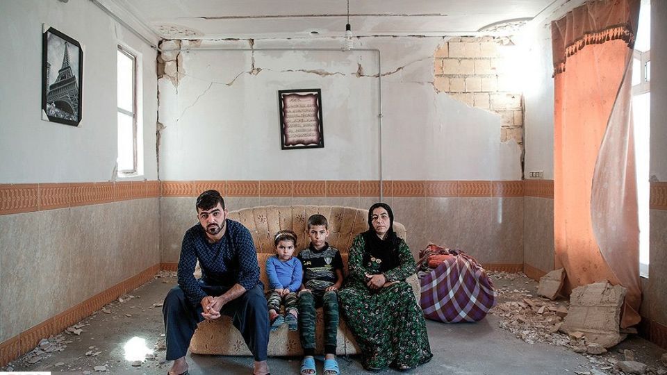 سقفی به نام خانه 