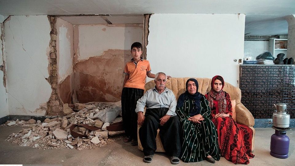 سقفی به نام خانه 