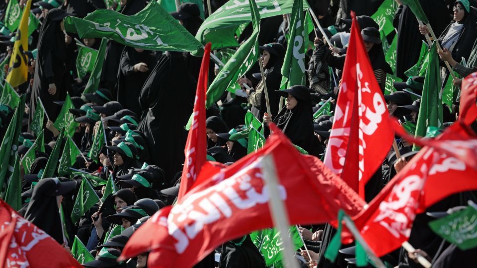 تصاویر/ حضور رهبر معظم انقلاب در همایش «خدمت بسیجیان» در ورزشگاه آزادی