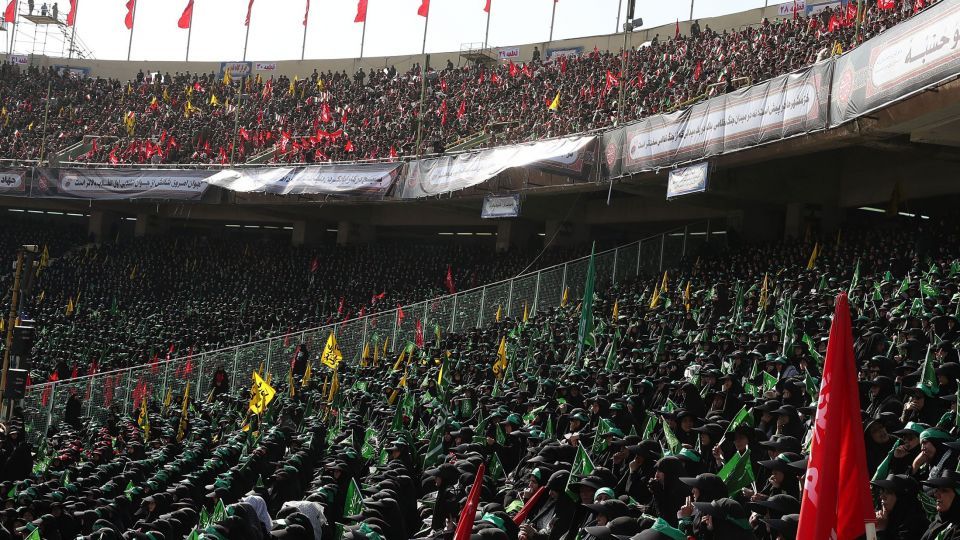 تصاویر/ حضور رهبر معظم انقلاب در همایش «خدمت بسیجیان» در ورزشگاه آزادی