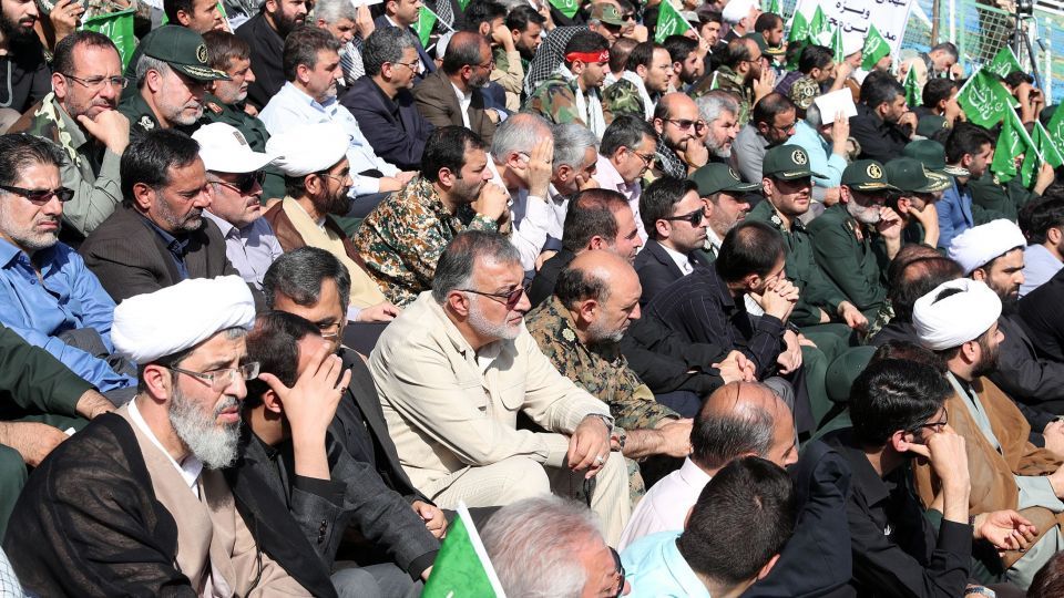 تصاویر/ حضور رهبر معظم انقلاب در همایش «خدمت بسیجیان» در ورزشگاه آزادی