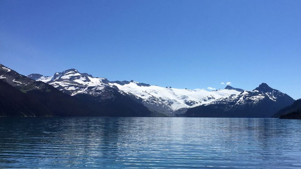 دریاچه زیبای گاریبالدی در کانادا