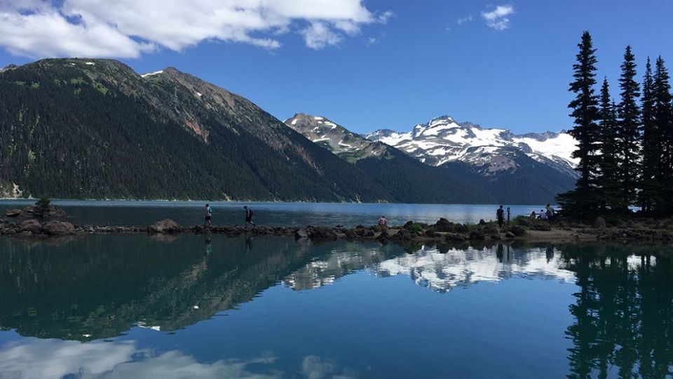 دریاچه زیبای گاریبالدی در کانادا