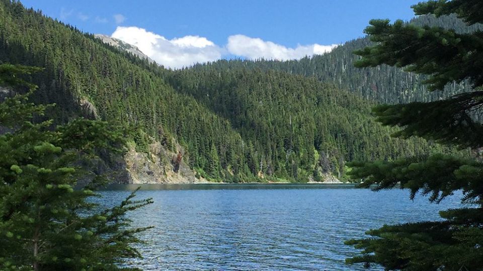 دریاچه زیبای گاریبالدی در کانادا