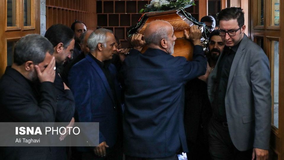 تشییع پیکر والده محسن اسماعیلی