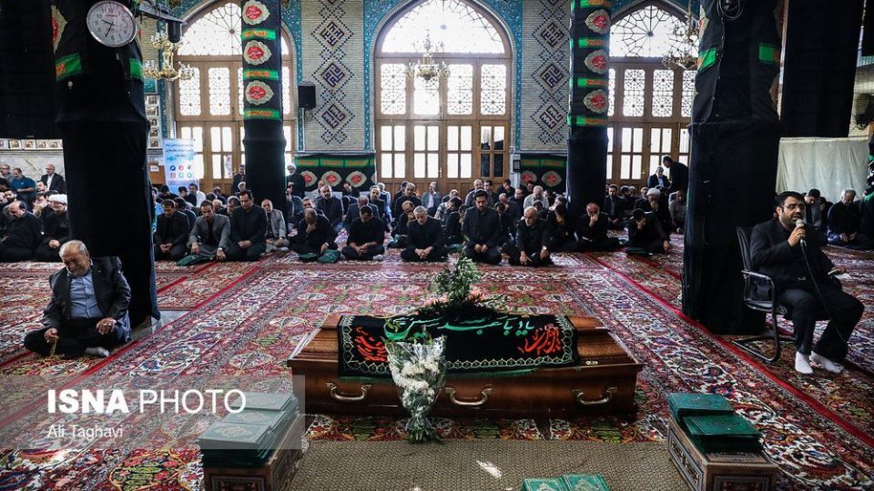 تشییع پیکر والده محسن اسماعیلی