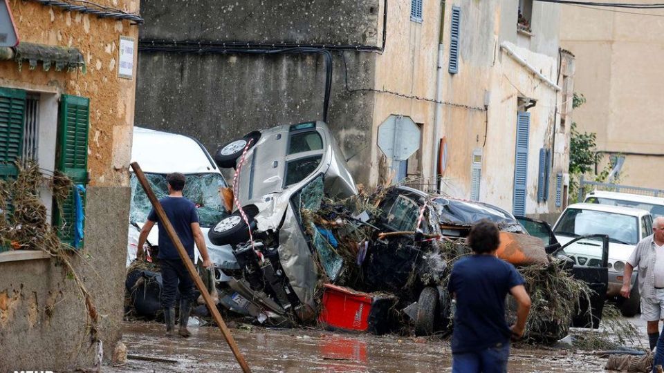 سیل در جزیره مایورکا، اسپانیا