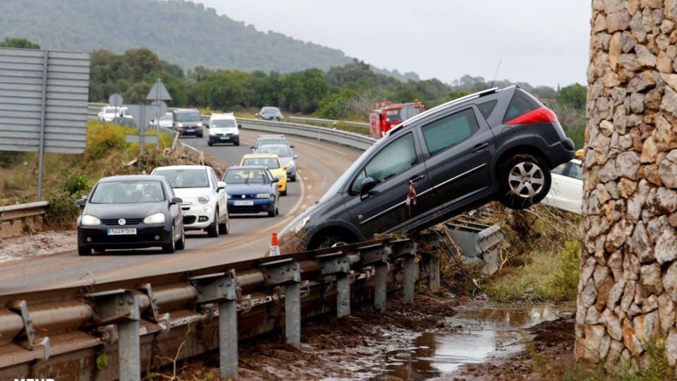 سیل در جزیره مایورکا، اسپانیا